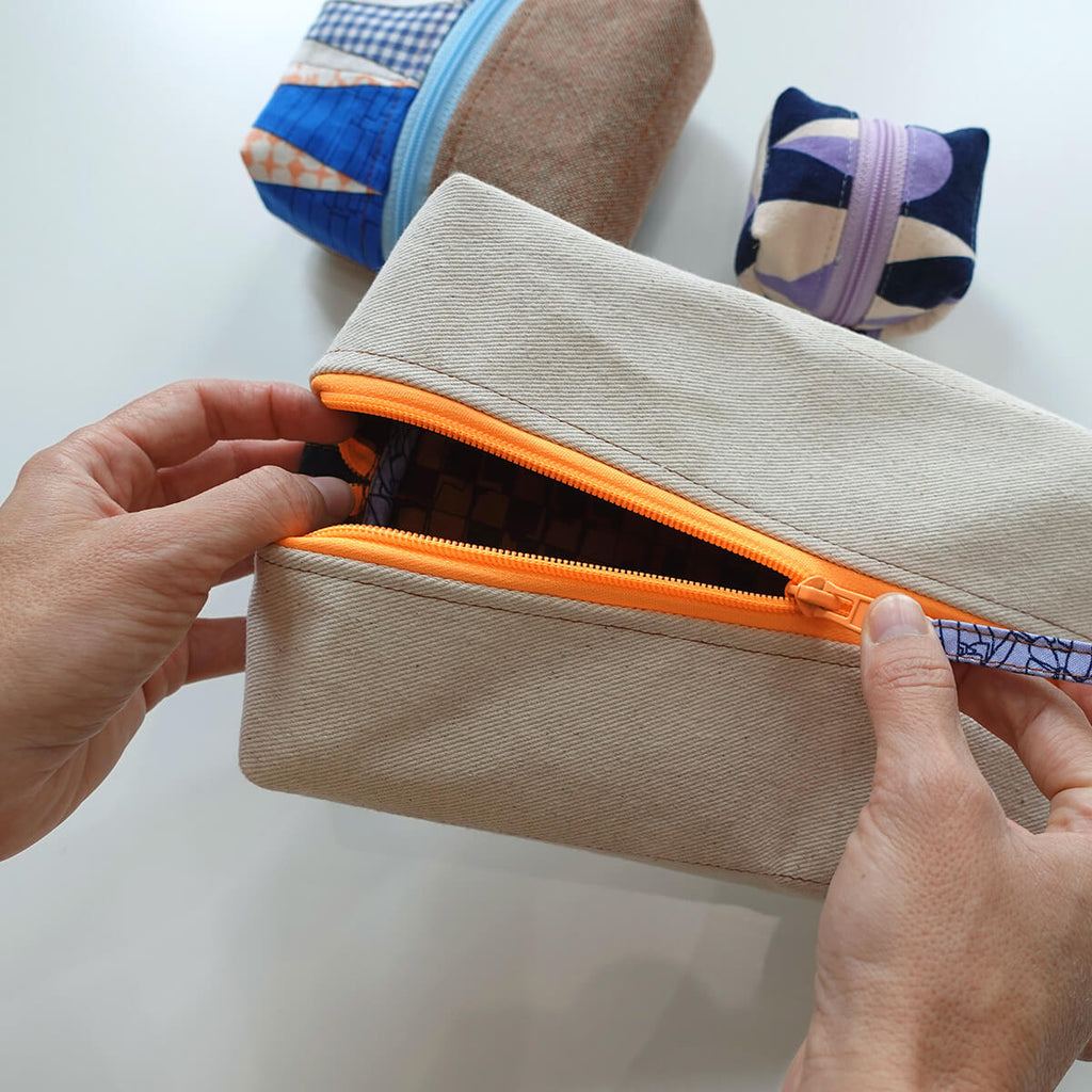 Split Pouch Split Pouch Pattern and Workshop – Carolyn Friedlander