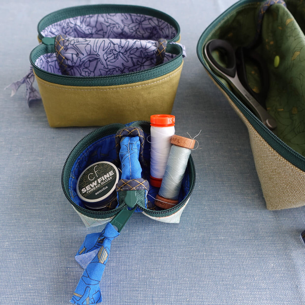 Split Pouch Split Pouch Pattern and Workshop – Carolyn Friedlander