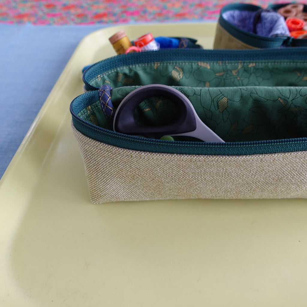 Split Pouch Split Pouch Pattern and Workshop – Carolyn Friedlander