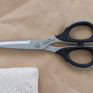 Kai 7230 Scissor – Carolyn Friedlander